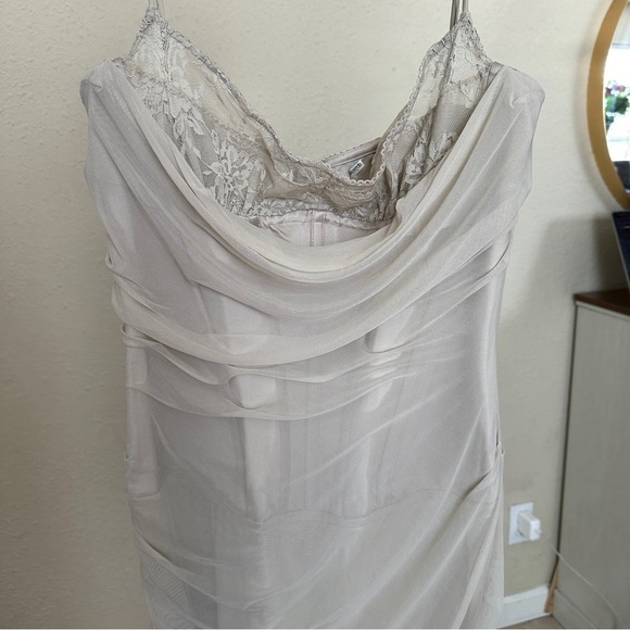 HOUSE OF CB L D-DD 'Nalini' Sand Maxi Dress NWOT - Picture 10 of 15
